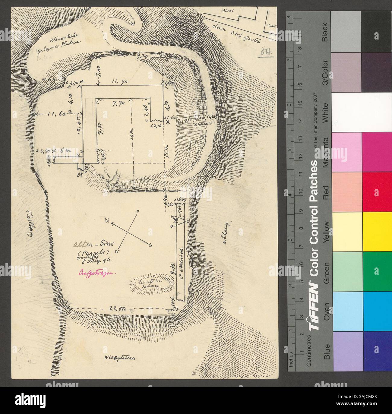 Diese Zeichnung von Johann Rudolf Rahn aus dem Jahr 1894 zeigt den Grundriss der Ruine Alt-Sins Schloss in Paspels, Schweiz, und hebt seine architektonischen Besonderheiten hervor. Stockfoto