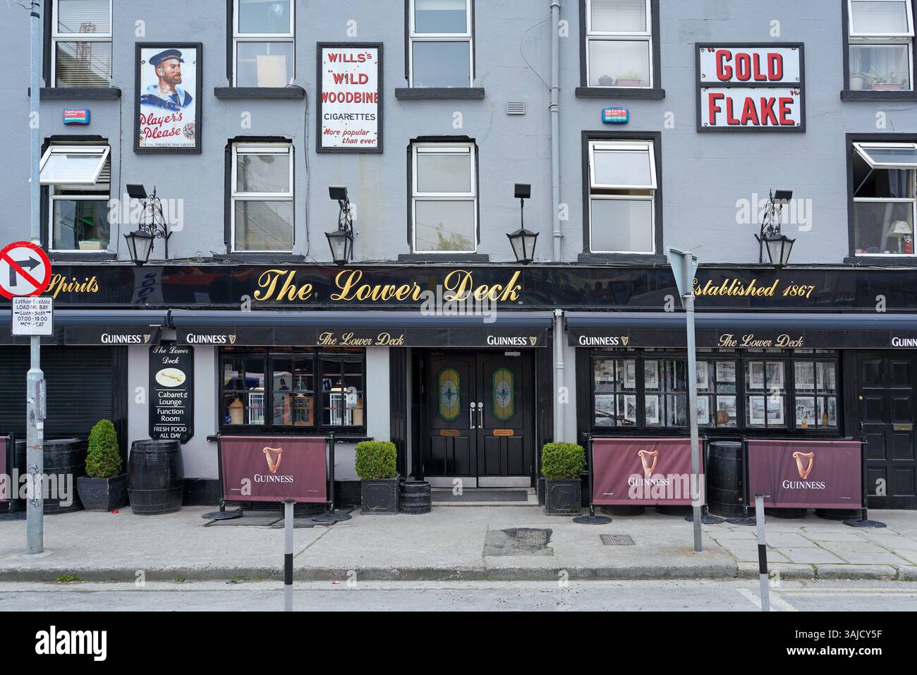 Dublin, Irland: Dublin Pub mit nautischem Thema Stockfoto
