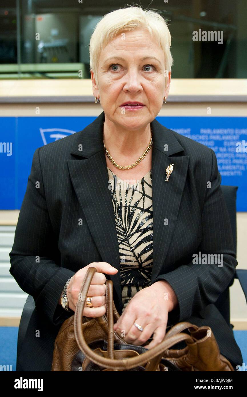 Irena Degutiene Rednerin des litauischen Parlaments zu Beginn der Konferenz "Europa 70 Jahre nach dem Molotov-Ribbentrop-Pakt" im Europäischen Parlament in Brüssel, Belgien am 14. 10. 2009 Â von Wiktor Dabkowski (Credit Image: © Wiktor Dabkowski/ZUMA Press) Stockfoto