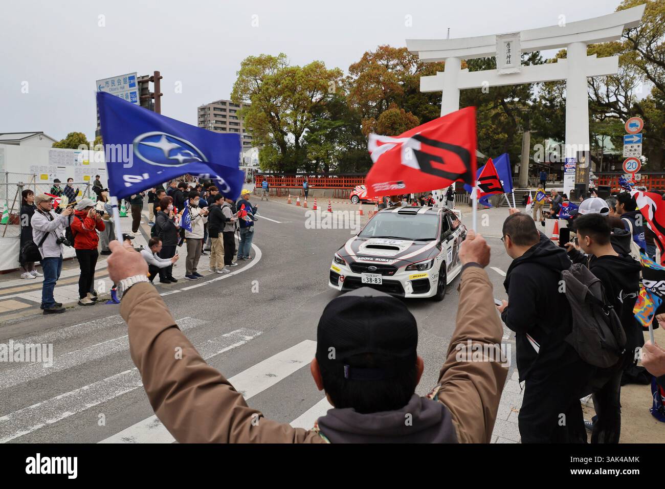The competition vehicles start in front of Karatsu Shrine with many spectators watching at Tour de Kyushu 2025, the second of ALL Japan Rally Championship for automobiles, in karatsu City, Saga Prefecture on April 12, 2025. ( The Yomiuri Shimbun via AP Images ) Stockfoto