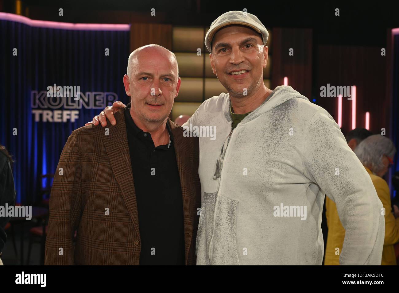 Ehemaliger Fussballprofis Mario Basler und Markus Babbel, l-r, zu Gast in der WDR Talkshow Kölner Treff *** ehemalige Fußballprofis Mario Basler und Markus Babbel, l r, als Gäste in der WDR Talkshow Kölner Treff Stockfoto