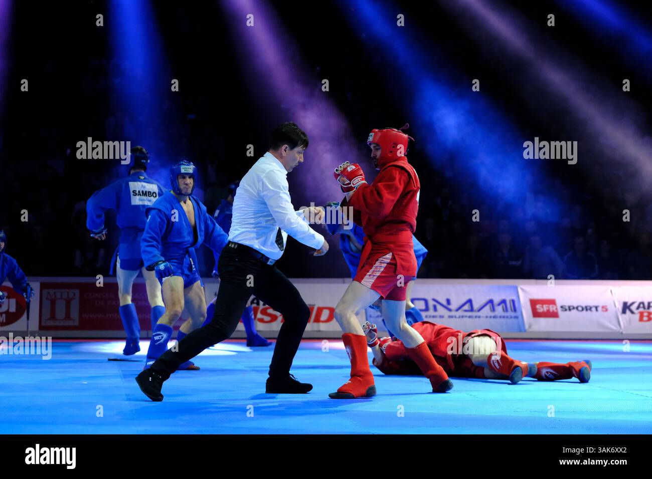 26. März 2017 - Paris, Frankreich - der Sambo, eine russische Kampfkunst, berühmt gemacht durch OLEG TAKTAROV, Sieger der UFC V und dann durch FEDOR EMELIANENKO die Legende des STOLZES, enthält 3 Versionen: Sambo Sportif, Synthese aller Formen des Wrestlings, Sambo Combat, Sambo Sportif + Synthese aller effektivsten Schlagtechniken und die Sambo Defense, militärische Form der Selbstverteidigung des Sambo. (Bild: © Pierre Stevenin Via ZUMA Wire) Stockfoto