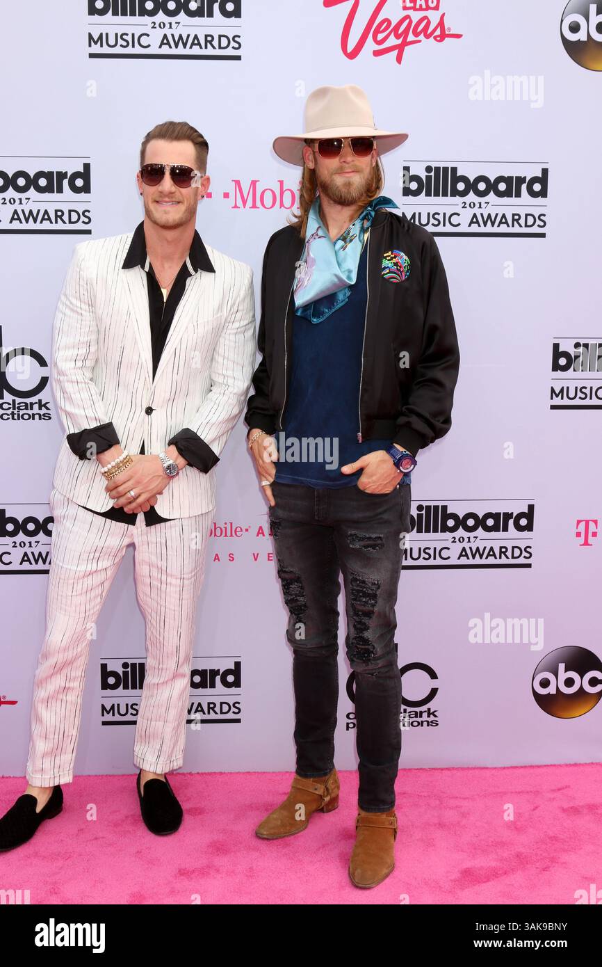 Mai 2017 - Las Vegas, NV, USA - LAS VEGAS - 21. MAI: Florida Georgia Line, Tyler Hubbard, Brian Kelley bei den Billboard Music Awards 2017 - Ankunft in der T-Mobile Arena am 21. Mai 2017 in Las Vegas, NV (Kreditbild: © Kathy Hutchins/Newscom via ZUMA Press) Stockfoto
