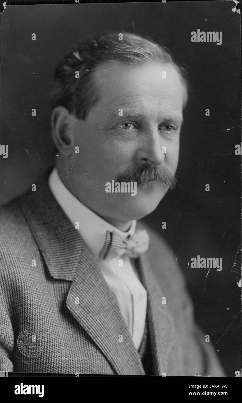 Harold Johnson war Schatzmeister der Minneapolis Builders Exchange und trug zum Management der Finanzangelegenheiten in der Bauindustrie bei. Stockfoto