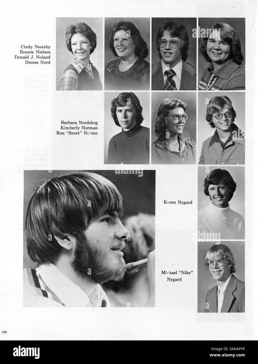 Das Jahrbuch 1977 der Park Center High zeigt die akademischen und sozialen Meilensteine des Schuljahres 1972-1973 und dokumentiert die Leistungen der Schule und den Gemeinschaftsgeist. Stockfoto