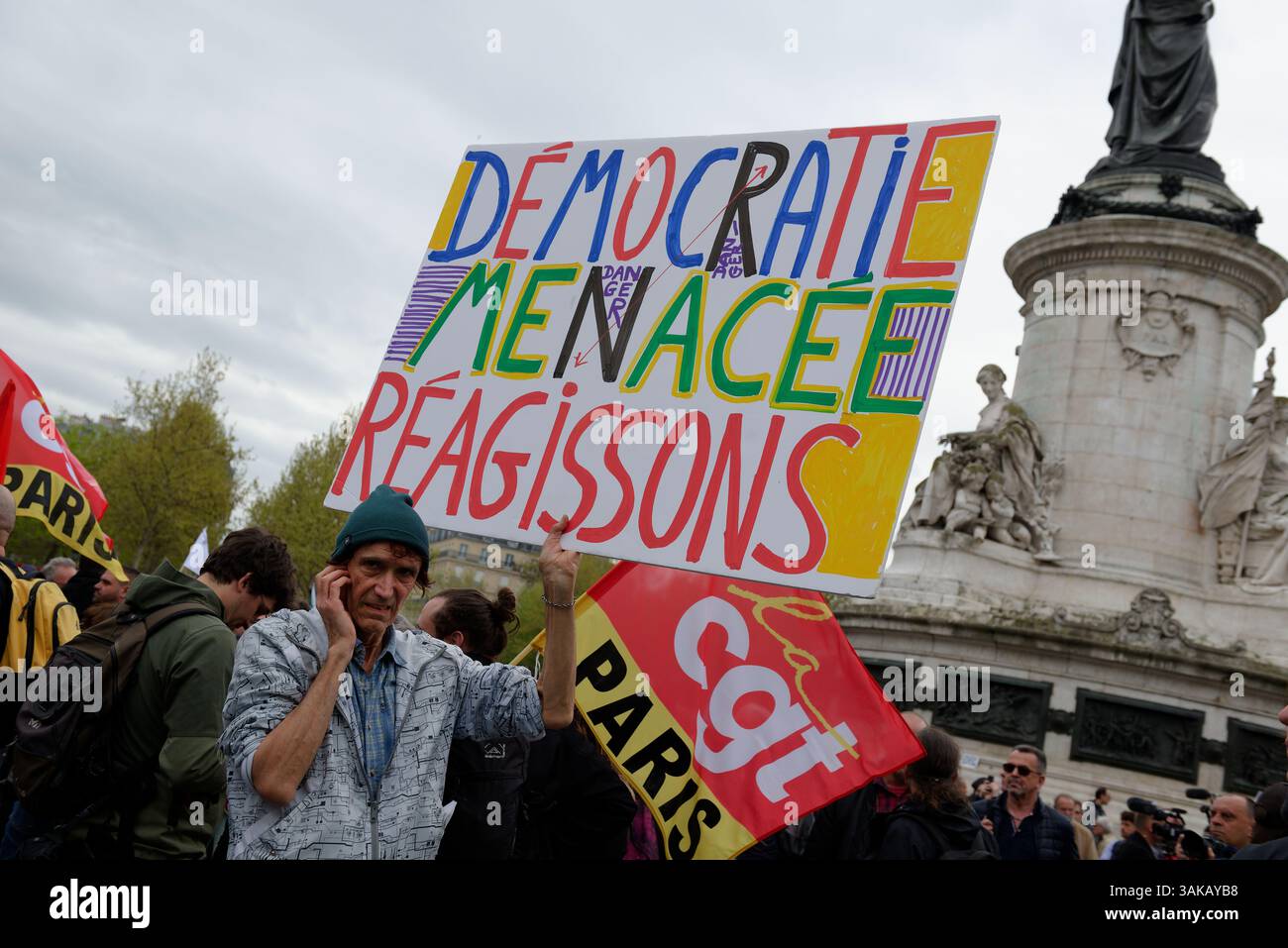Faible Mobilisation pour la défense de l'état de droit malgré l'appel de plusieurs Organisationen SOS racisme, greenpeace, parti socialiste, la CGT. Stockfoto