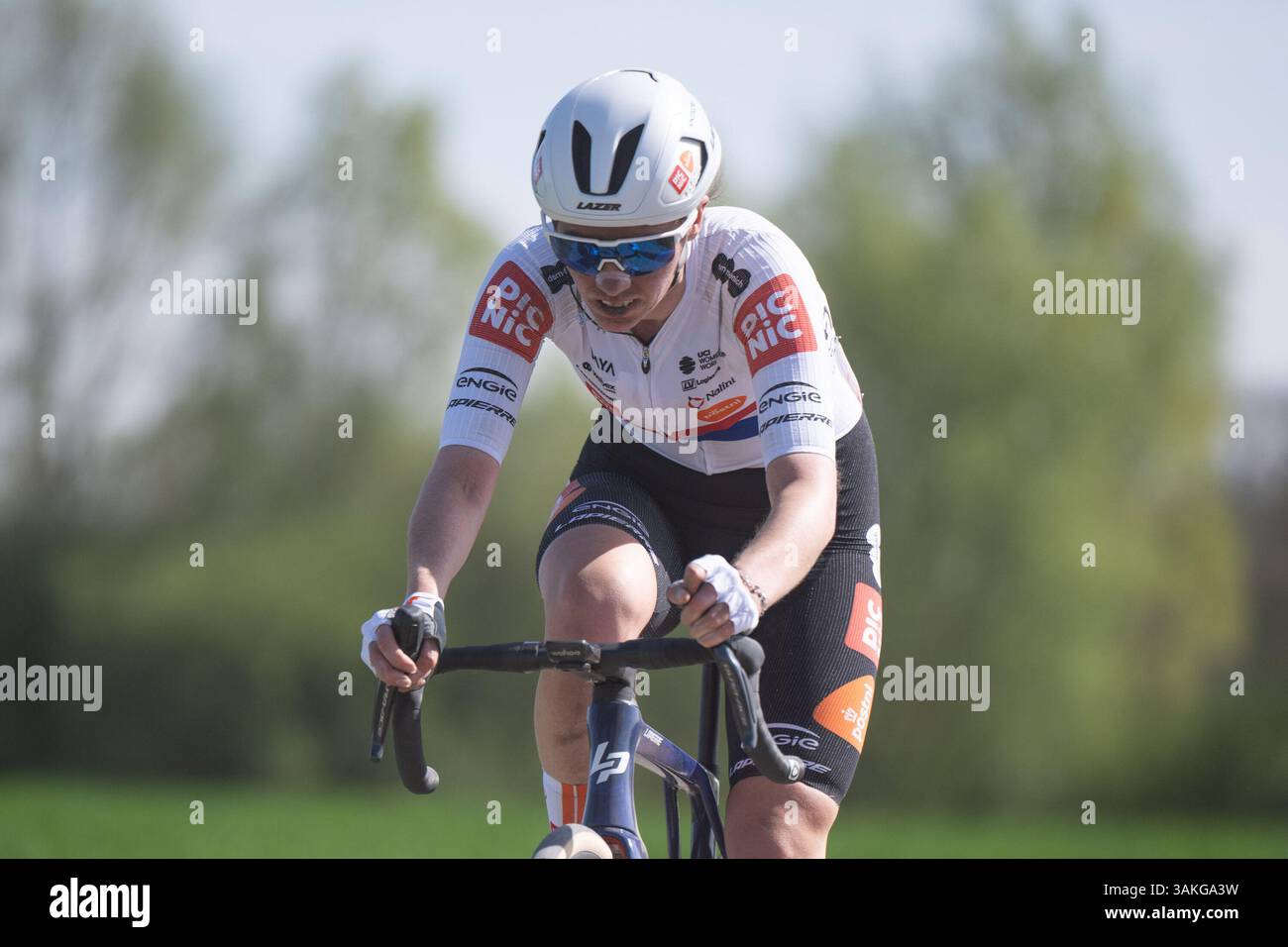 Frankreich. April 2025. Pfeiffer Georgi (GBR; Team Picnic PostNL), Paris-Roubaix Frauen, 12.04.2025 Credit: dpa/Alamy Live News Stockfoto