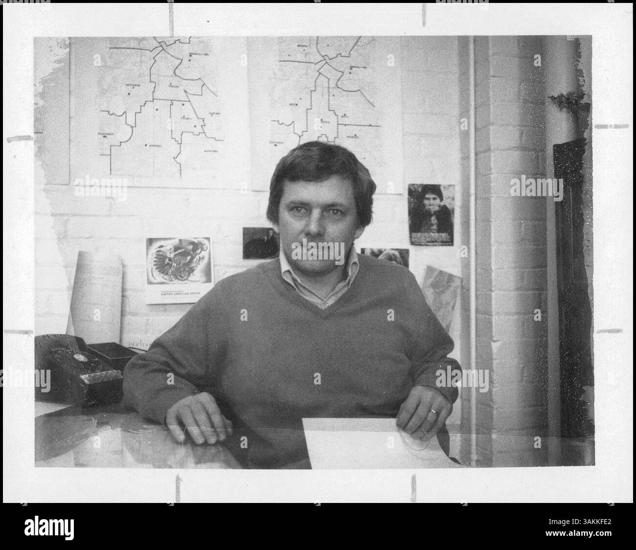 Lary Johnson, wissenschaftlicher Mitarbeiter an den Minneapolis Public Schools im Department of Research and Evaluation, veröffentlichte 1976 einen artikel über lokale Schulforschungsprojekte. Stockfoto
