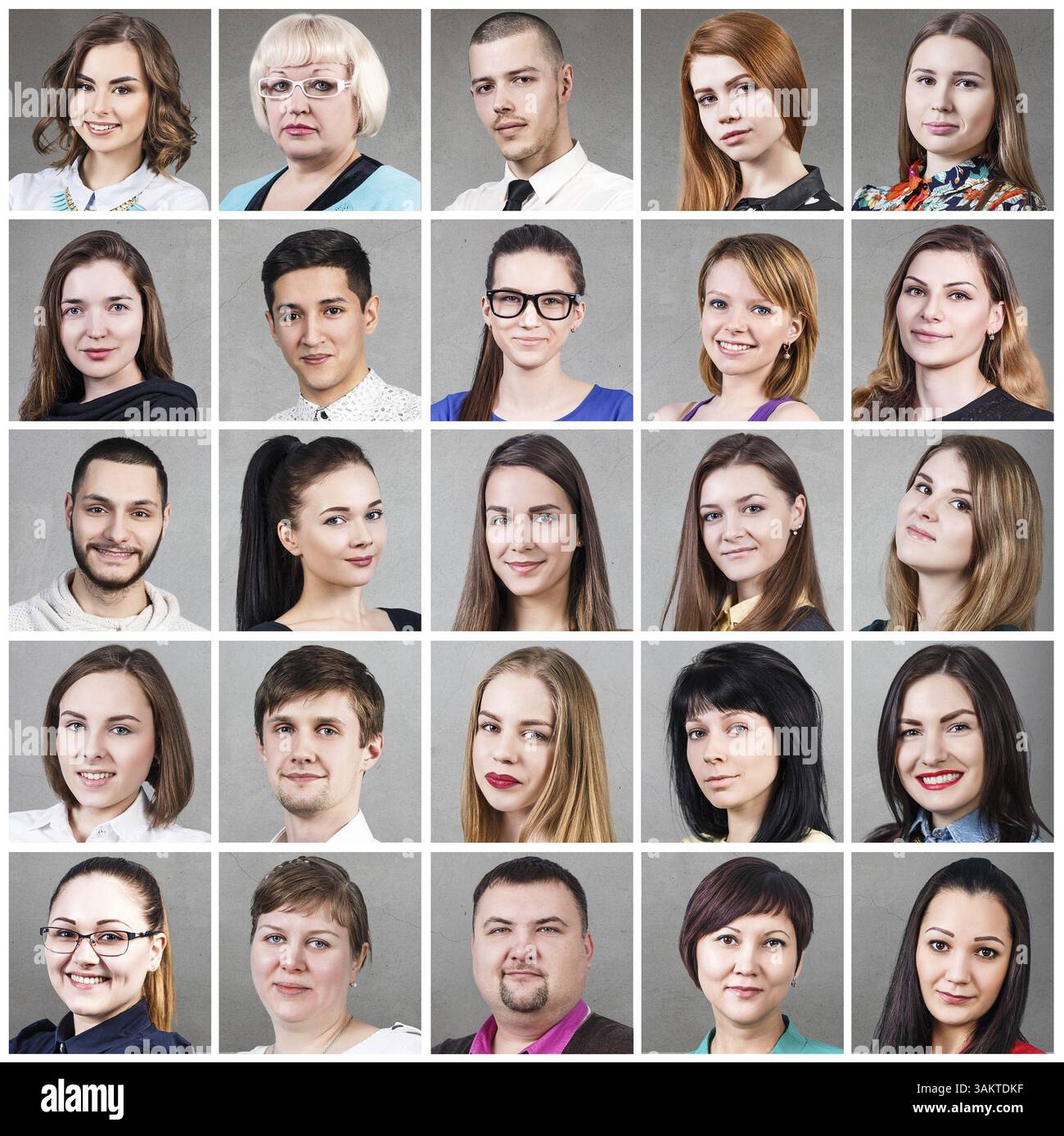 Collage verschiedener glücklicher lächelnder Menschen unterschiedlichen Alters über grauem Hintergrund Stockfoto