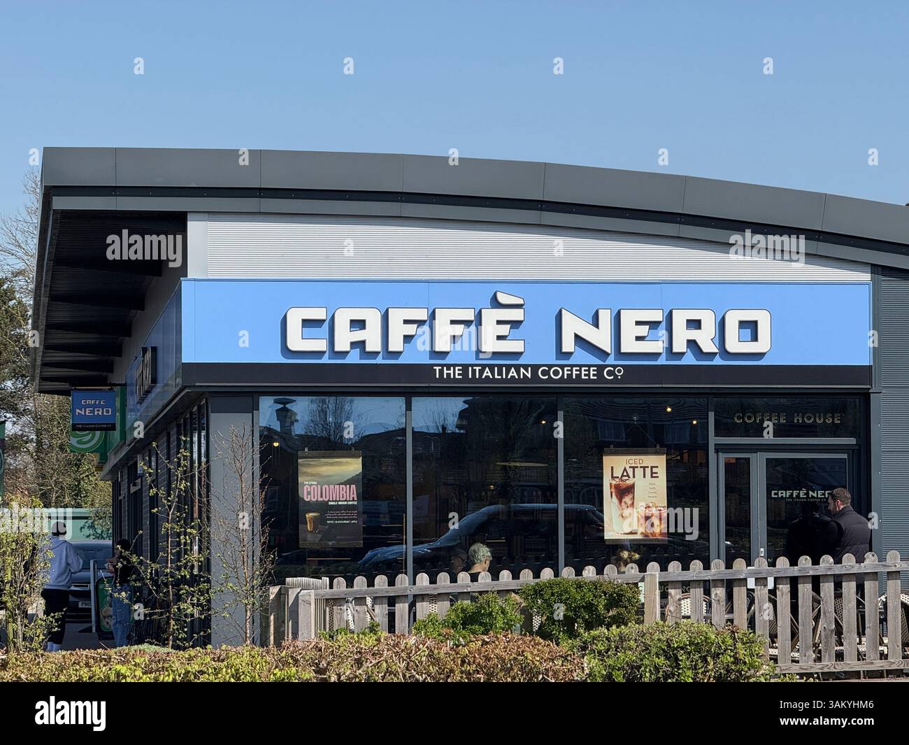 Cafe Nero Coffee Shop anmelden Logo in Großbritannien. - Smartphone-aufgenommenes Stockfoto