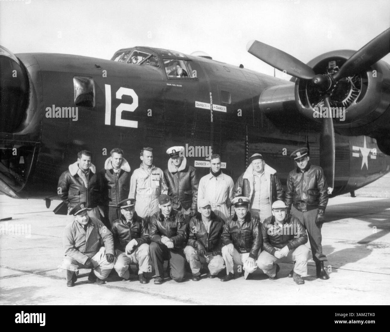 Januar 1950 – Besatzung der USA P4Y-1P-Flugzeuge, Goose Bay, Labrador, Kanada, offizielles Foto der US Navy, 1952 (Foto: © Glasshouse/ZUMAPRESS.com) Stockfoto
