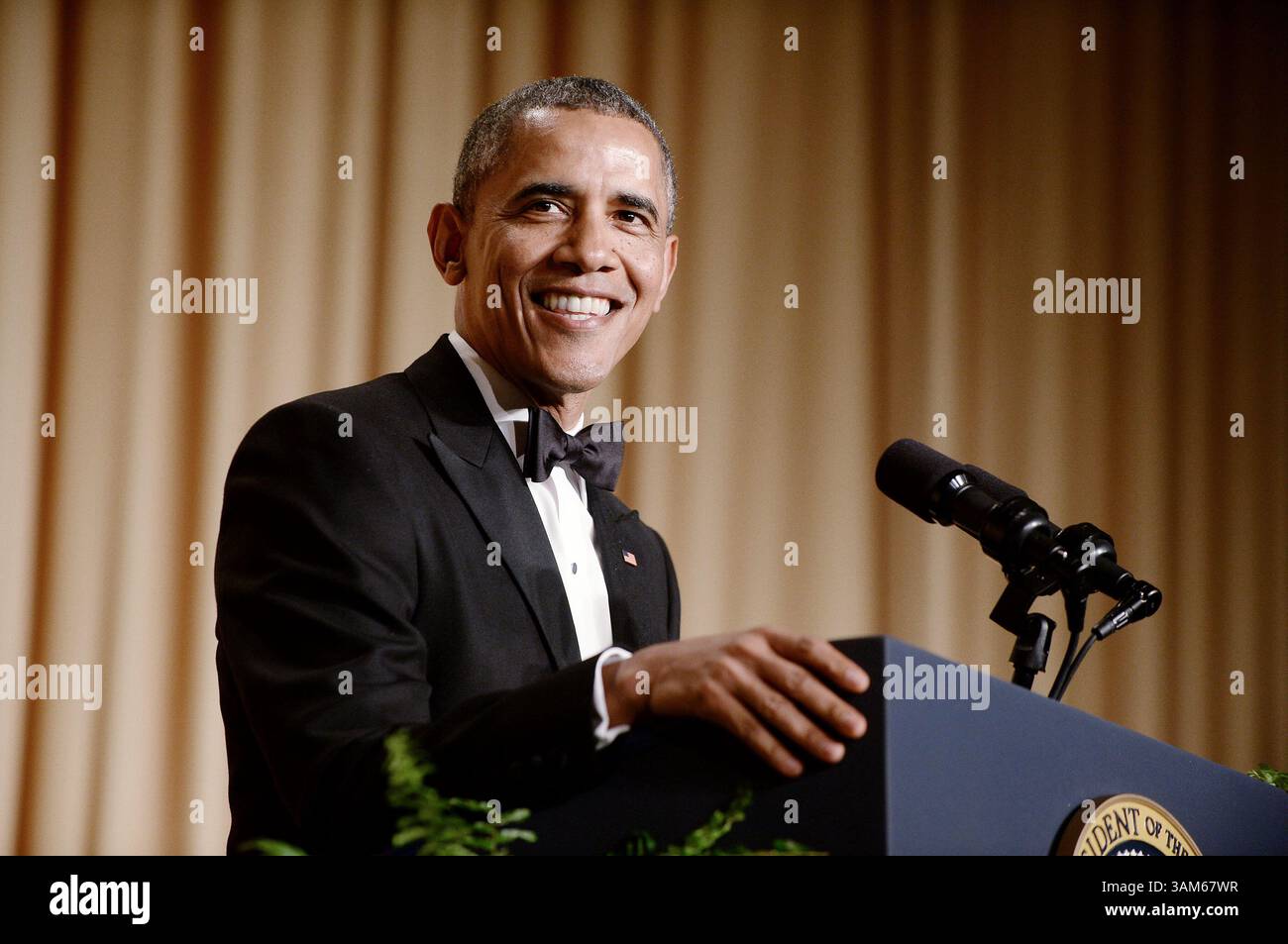 4. Mai 2014: Washington, District of Columbia, USA S - US-Präsident Barack Obama spricht auf der jährlichen Gala der Korrespondenten des Weißen Hauses im Washington Hilton Hotel, 3. Mai 2014 in Washington, DC. (Bild: © Prensa Internacional/ZUMAPRESS.com) Stockfoto