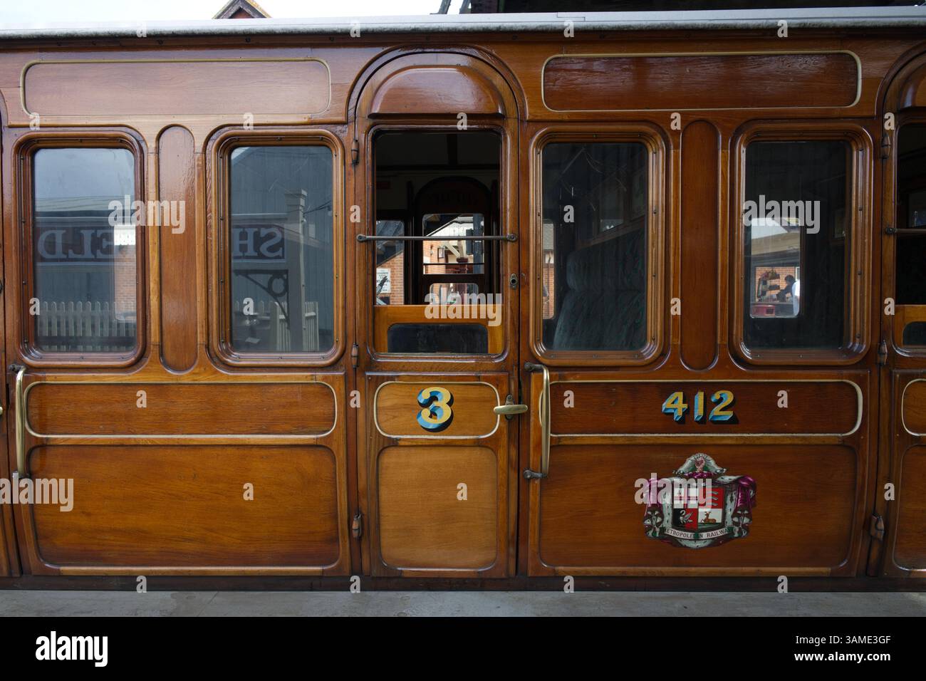 Ein Personenwagen der dritten Klasse auf der Bluebell Railway, East Sussex, Großbritannien Stockfoto