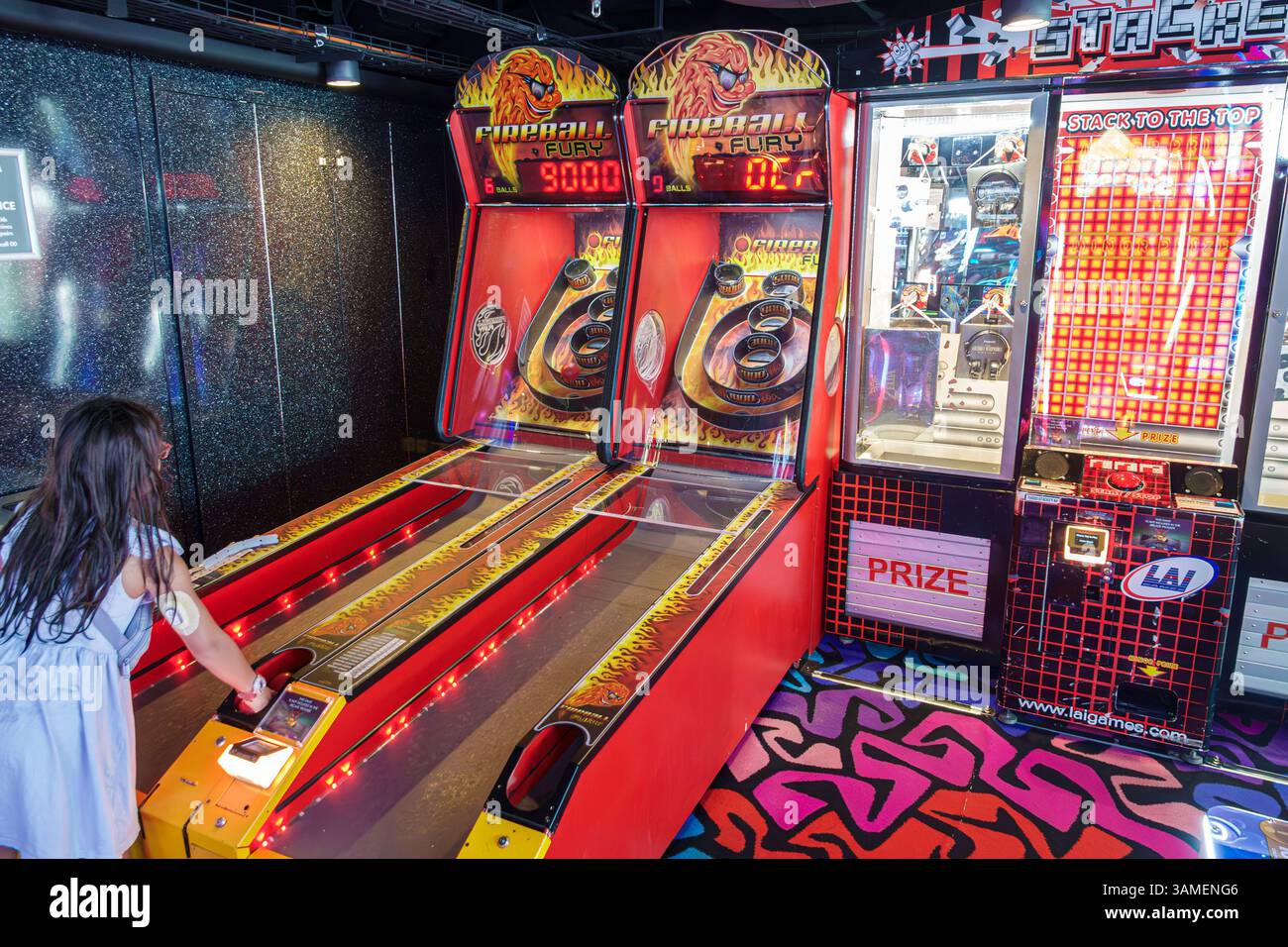 Bahamas, Norwegian Cruise Line NCL Breakaway Schiff, 11-tägige Route in der östlichen Karibik, an Bord innen, Video Arcade, Arkadenraum, Kinderspielplatz Stockfoto