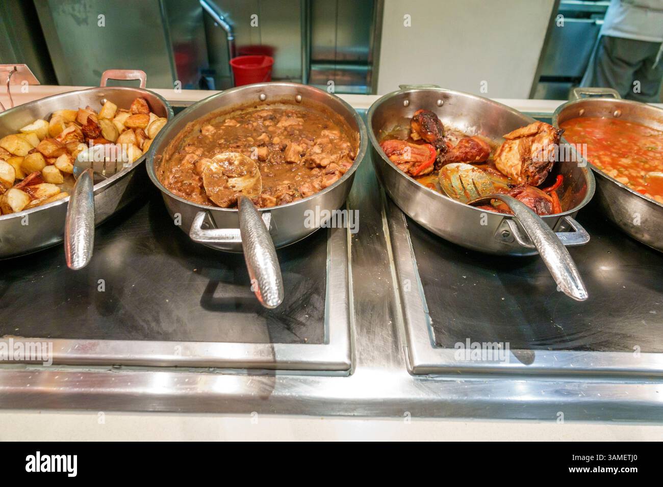 Great Stirrup Cay die Bahamas, Norwegian Cruise Line NCL Breakaway Schiff 11-tägige Route in der östlichen Karibik, an Bord im Inneren, Garden Cafe Buff Stockfoto