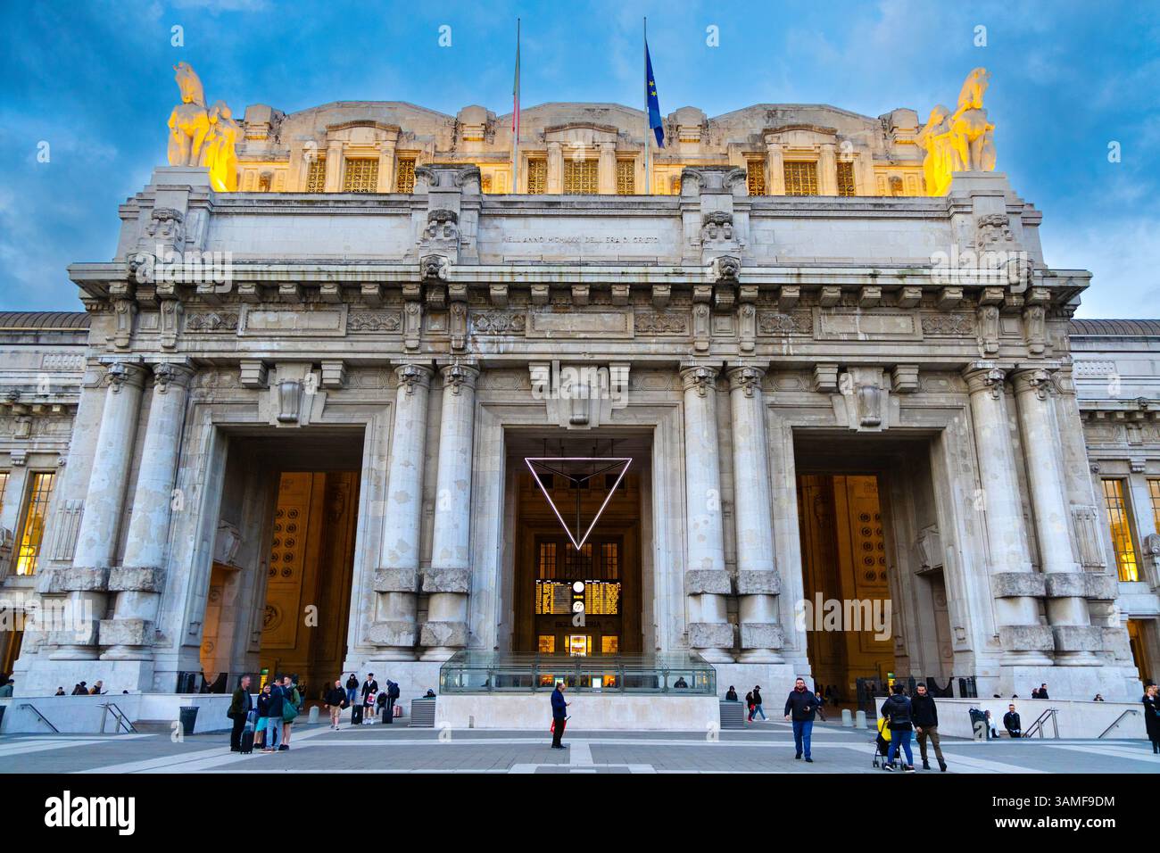 Das Gebäude des Mailand Centrale wurde 1931 fertiggestellt, Mailand, Italien Stockfoto
