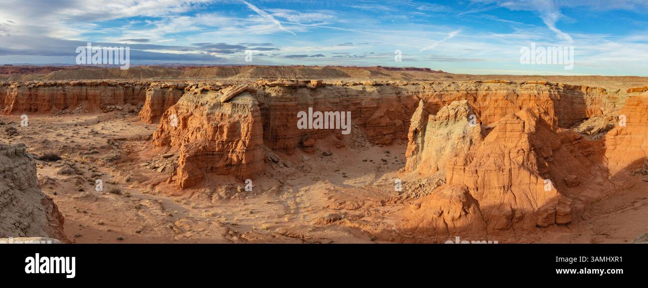 Farbenfrohe Schlucht im San Rafael Swell in der Nähe von Hanksville Utah. Stockfoto