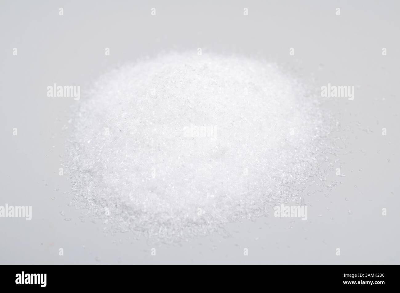 Harnstoff oder auch Carbamid genannt Stockfoto