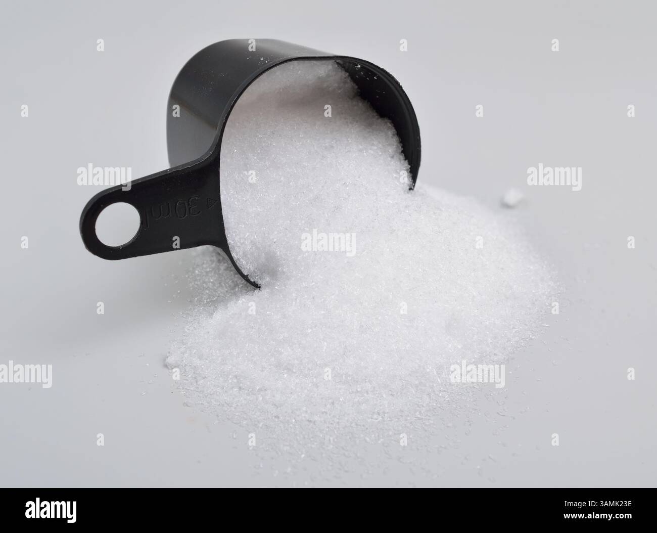 Harnstoff oder auch Carbamid genannt Stockfoto