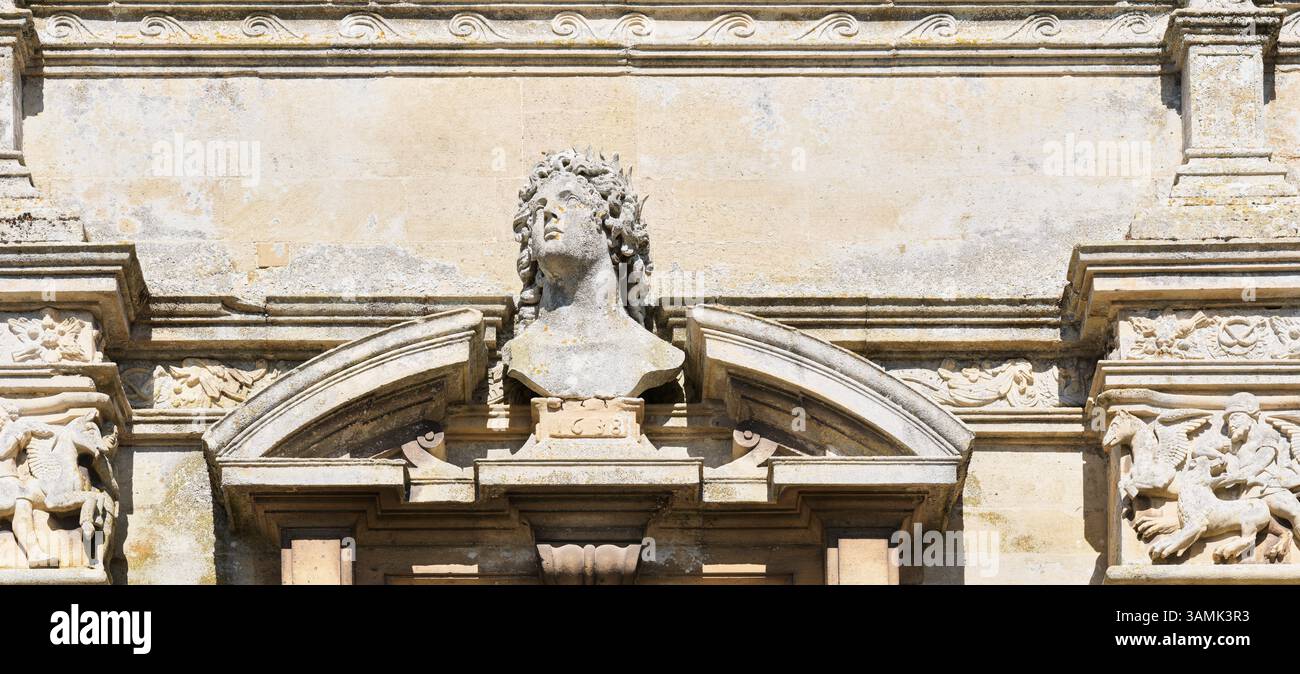Dekoratives Mauerwerk in Kirby Hall, Corby, England. Stockfoto