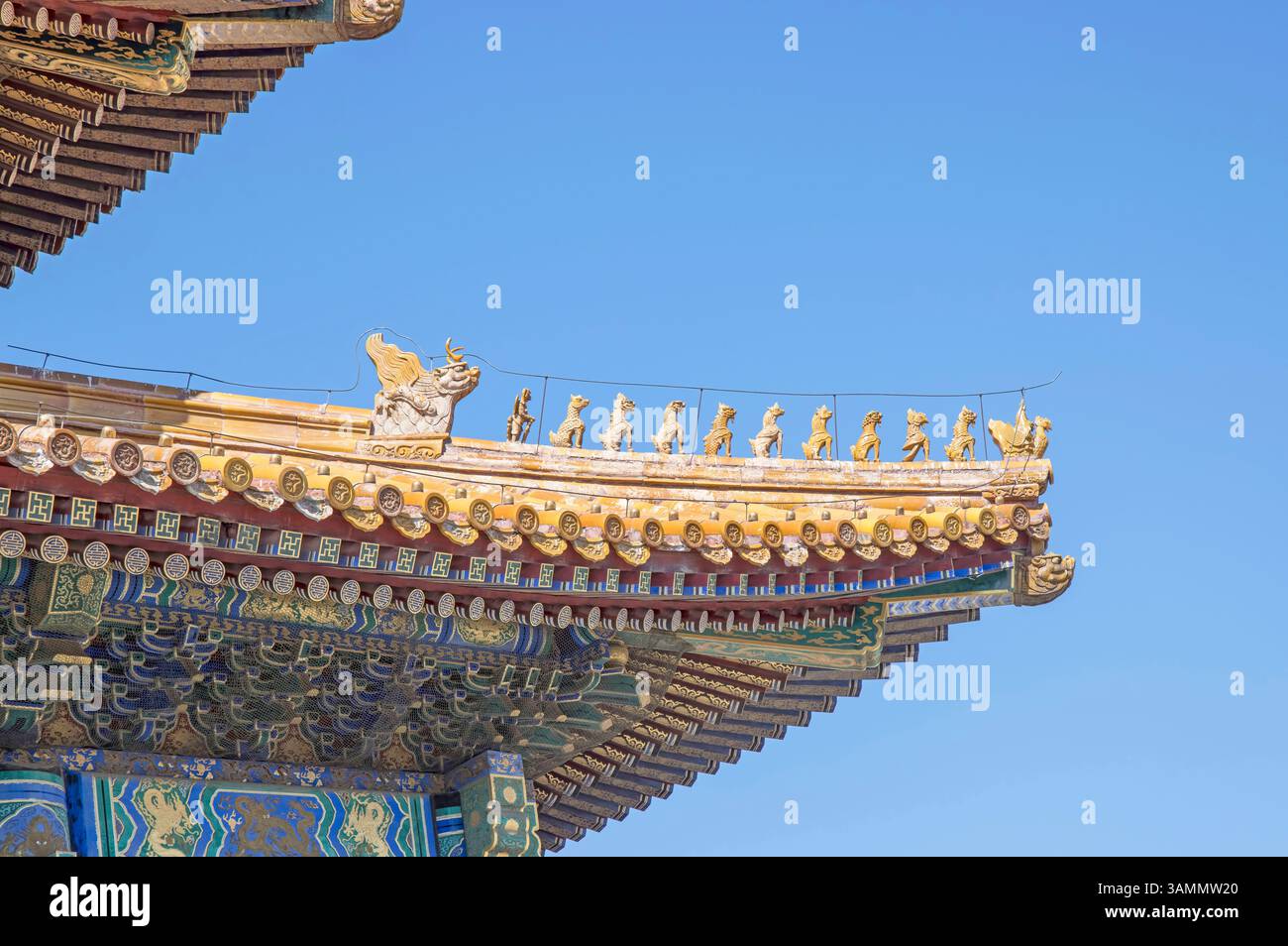 Komplizierte Details auf den Dächern der verbotenen Stadt in peking china Stockfoto