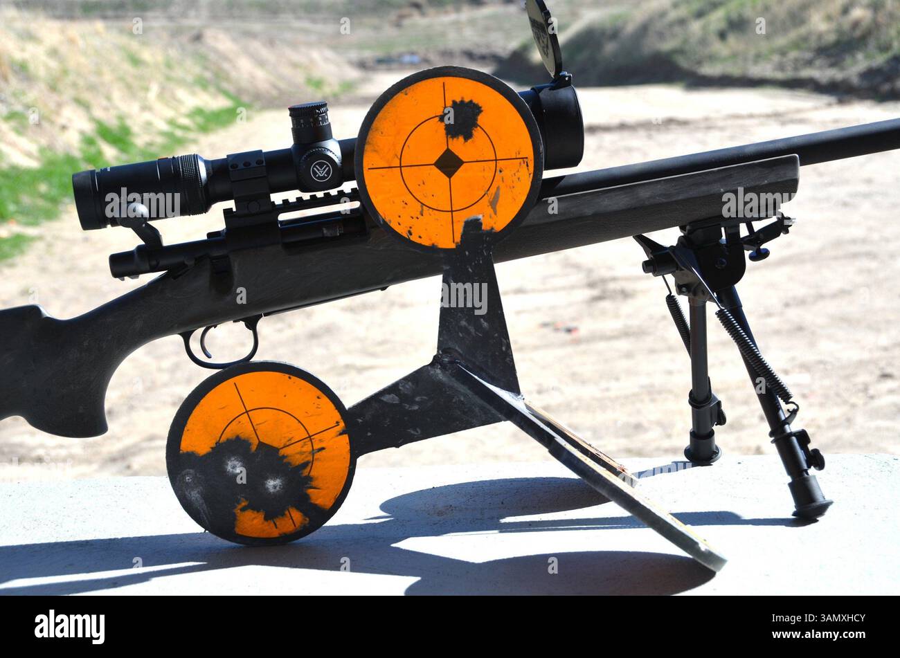 6. März 2014 – Boise, ID, USA – Stahlziele sind für bestimmte Arten von Feuerwaffen ausgelegt und nicht für andere geeignet. (Bild: © Roger Phillips/MCT/ZUMAPRESS.com) Stockfoto