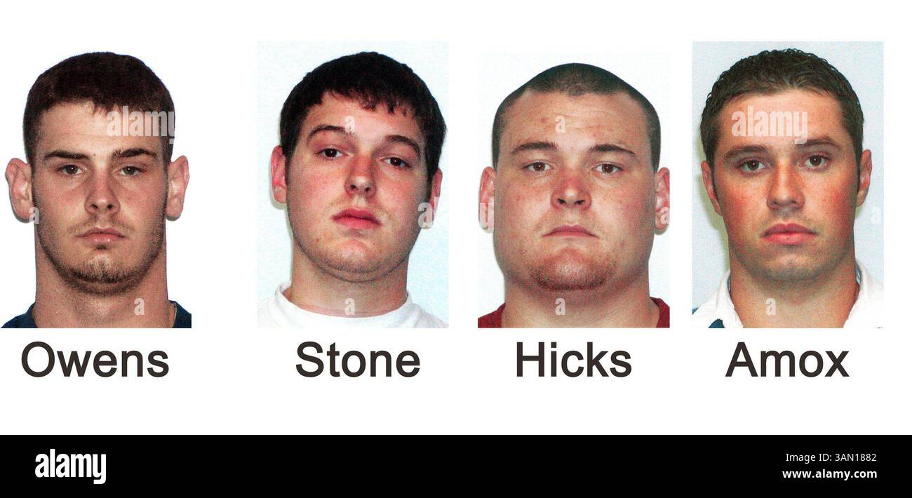1. Juni 2005 - USA - KRT US NEWS STORY SLUGGED: TEXAS-RACE KRT FOTO VON E. JASON WAMBSGANS/CHICAGO TRIBUNE (6. Juni) **DATEI**Dies sind 9. Oktober 2003 Dateifotos, die vom Cass County Sheriff's Department zur Verfügung gestellt werden und von links zeigen: John Wesley ''Wes'' Owens, Dallas Stone, Jame Cory Hicks und Christopher Colt AMOX. Von den vier Männern, die der schweren Verletzung von Billy Ray Johnson während einer Nachtweide-Party beschuldigt werden, werden drei nur 30 Tage im Gefängnis und eine vierte 60 Tage im Gefängnis sitzen. Die Geschworenen empfahlen in zwei Fällen keine Gefängnisstrafe. (jt) 2005 (Vielfalt) (Kreditbild: © E. Jason Wambsgans/mct/ZUMAPRESS.c Stockfoto