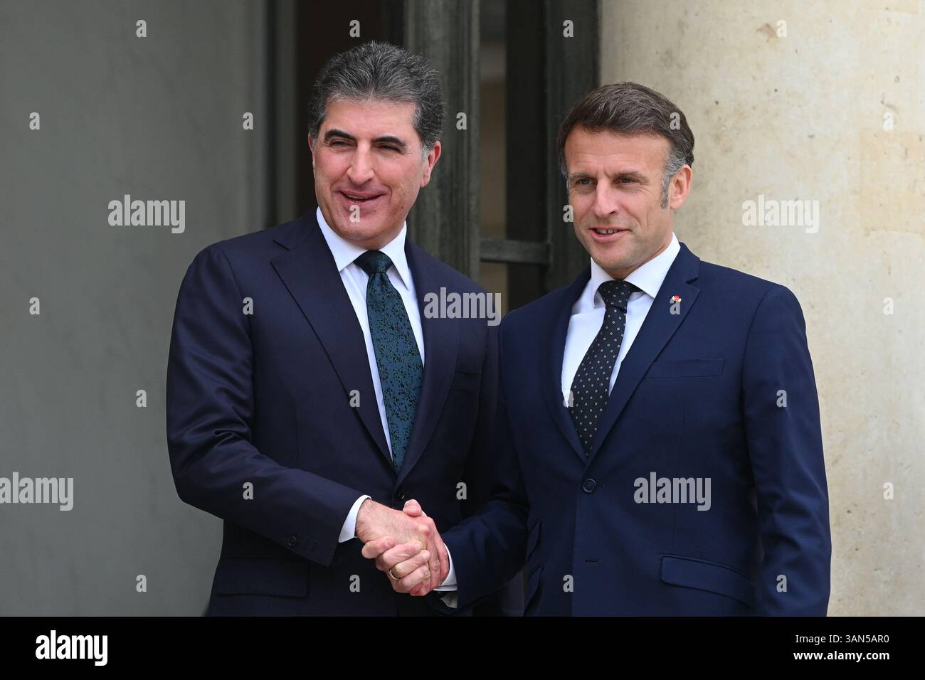 Paris, Frankreich. April 2025. Der Präsident der Republik, Emmanuel Macron, empfing am 14. April 2025 den Präsidenten der autonomen Region Irakisch-Kurdistan, Netchirvan Barzani, zu einem Arbeitsessen im Elysee-Palast. - 14/04/2025 - Frankreich/Ile-de-France (Region)/Paris - Julien Mattia/Le Pictorium Credit: LE PICTORIUM/Alamy Live News Stockfoto