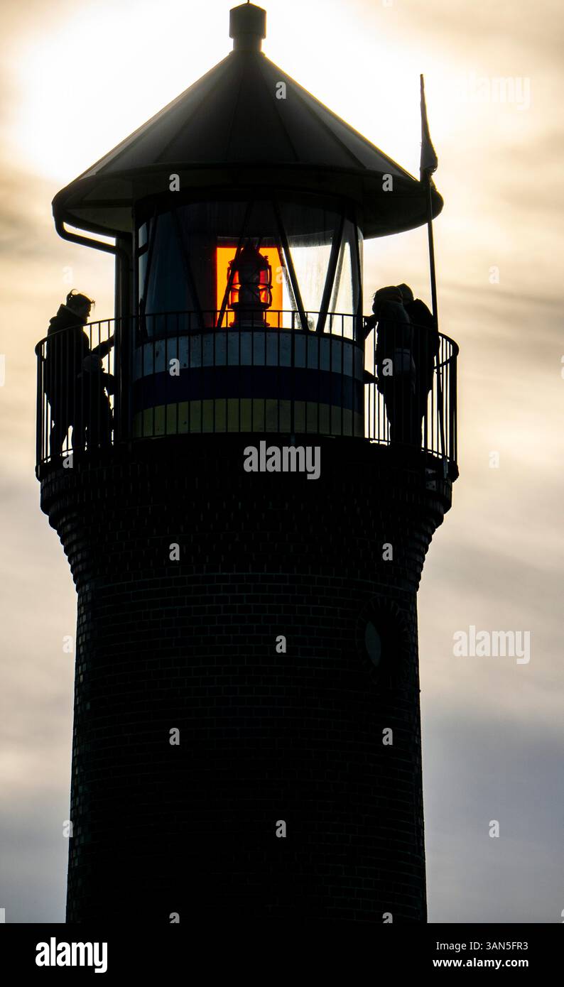 Die Ostfriesische Nordseeinsel Juist im Winter kann der alte Leuchtturm Memmertbalje, Memmertfeuer, besucht werden, seit 1986 außer Betrieb genommen, Lowe Stockfoto