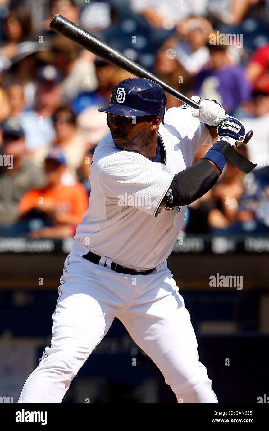 19. August 2007: San Diego Padres verließ Feldspieler Milton Bradley bei einem Spiel gegen die Houston Astros im Petco Park in San Diego, Kalifornien. Die Padres besiegten die Astros mit 5:3. (Bild: © Jody Gomez/Cal Sport Media) Stockfoto