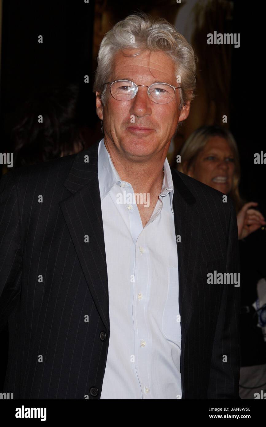September 2008. New York City . Schauspieler Richard Gere nimmt an der Premiere „Nights in Rodanthe“ Teil, die am 23. September 2008 im Ziegfeld Theatre in New York City stattfand (Foto: © Sharkpixs/ZUMA Press) Stockfoto