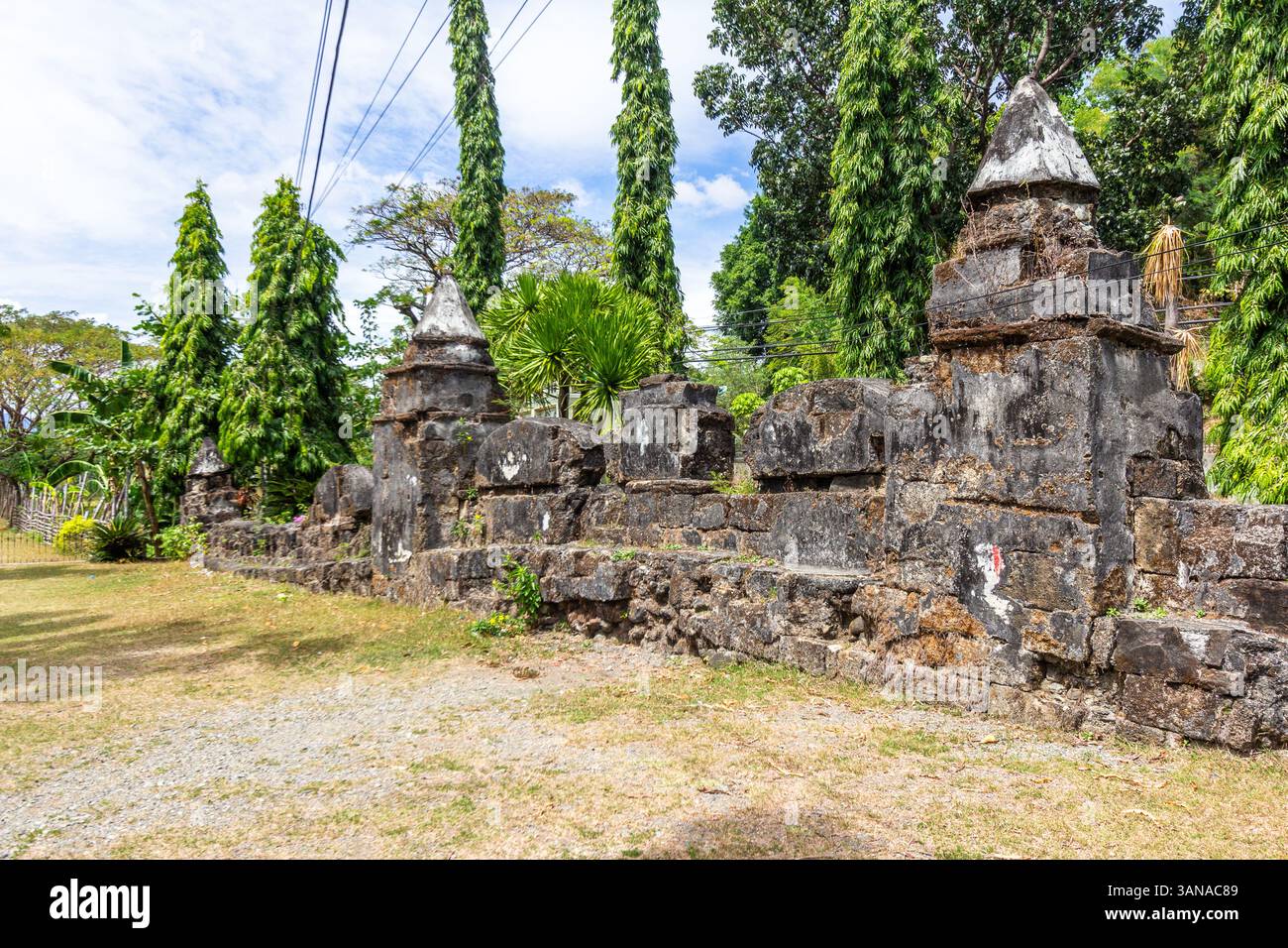 Taytay Boni, eine historische Steinbrücke aus dem Jahr 1854 in der Stadt MIAG-ao, Iloilo, Philippinen Stockfoto
