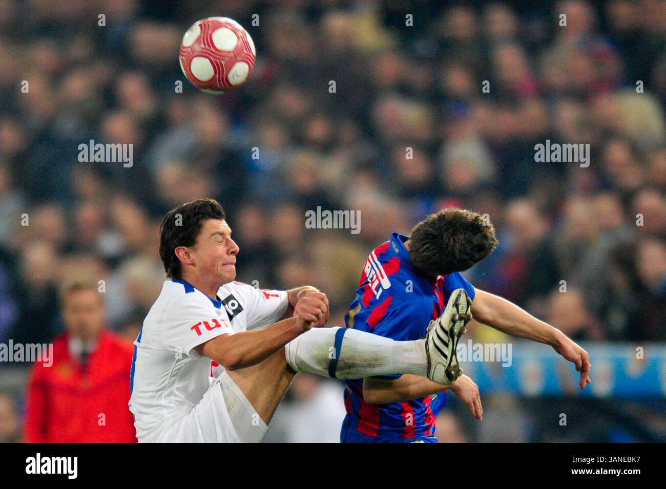 24. März 2010: Der FC Basel und der FC Zürich spielen im St. Jacob Park in Basel, Schweiz. Das Spiel endete mit 4:1. (Bild: © John Middlebrook/Cal Sport Media/ZUMApress.com) Stockfoto