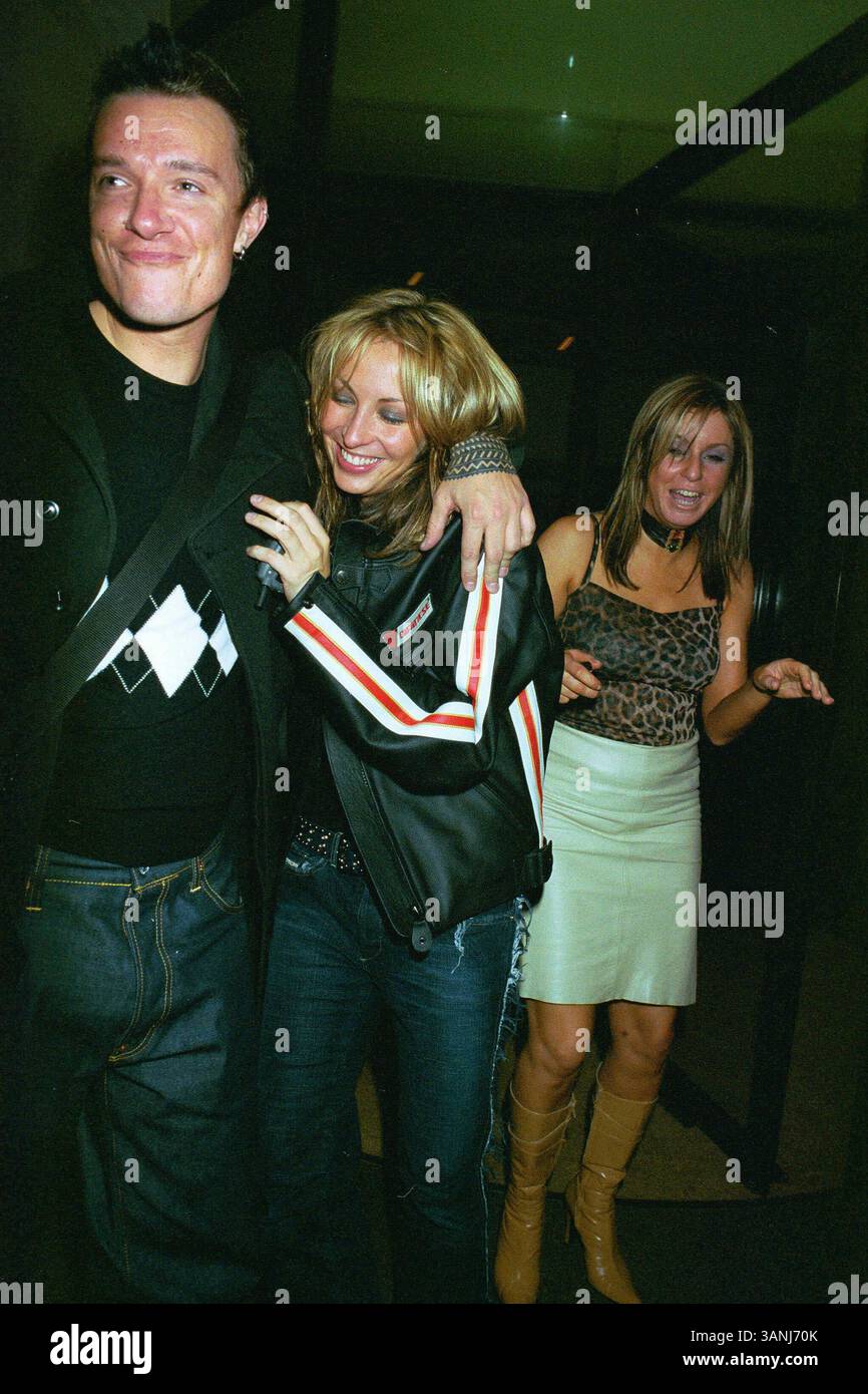 März 2001 - London, Großbritannien - Â JACK LUDLAM ALPHA CN M043515 08 03 01.NATALIE APPLETON & BOYFRIEND. IN DER MET BAR, LONDON. (Kreditbild: © Globe Photos/ZUMAPRESS.com) Stockfoto