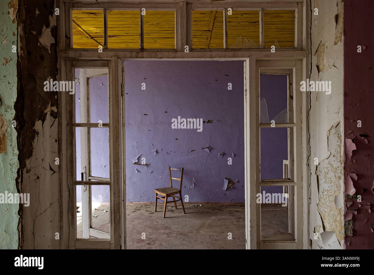 Lyubymivtsi, Oblast Cherson, Ukraine, UA - Zerstoerte Dorfschule Lyubymivtsi 02.08.2023, Lyubymivtsi, Ukraine, UA - Zerstoerte Dorfschule Lyubymivtsi. Oblast Lyubymivtsi Cherson Ukraine *** Lyubymivtsi, Oblast Cherson, Ukraine, UA zerstörte Dorfschule Lyubymivtsi 02 08 2023, Lyubymivtsi, Ukraine, UA zerstörte Dorfschule Lyubymivtsi Lyubymivtsi Cherson Oblast Ukraine Stockfoto