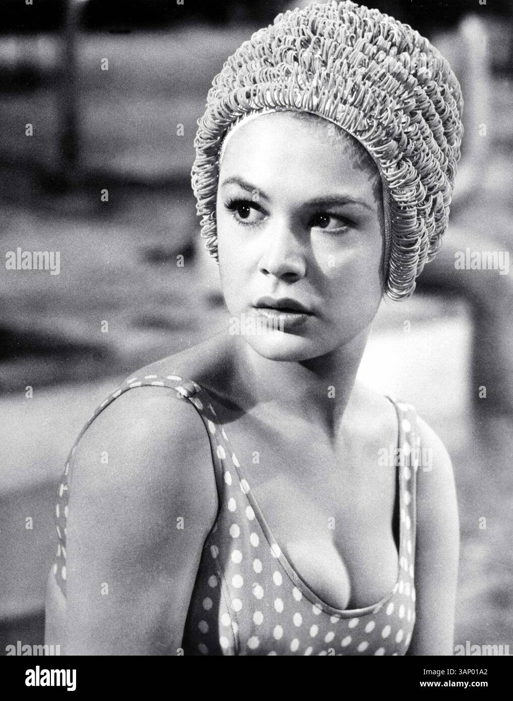 Februar 2005 - SANDRA DEE IN „TAKE HER, SHE's MINE“.1963.1960S.BEREITGESTELLT VON (Credit Image: © Globe photos/ZUMAPRESS.com) Stockfoto