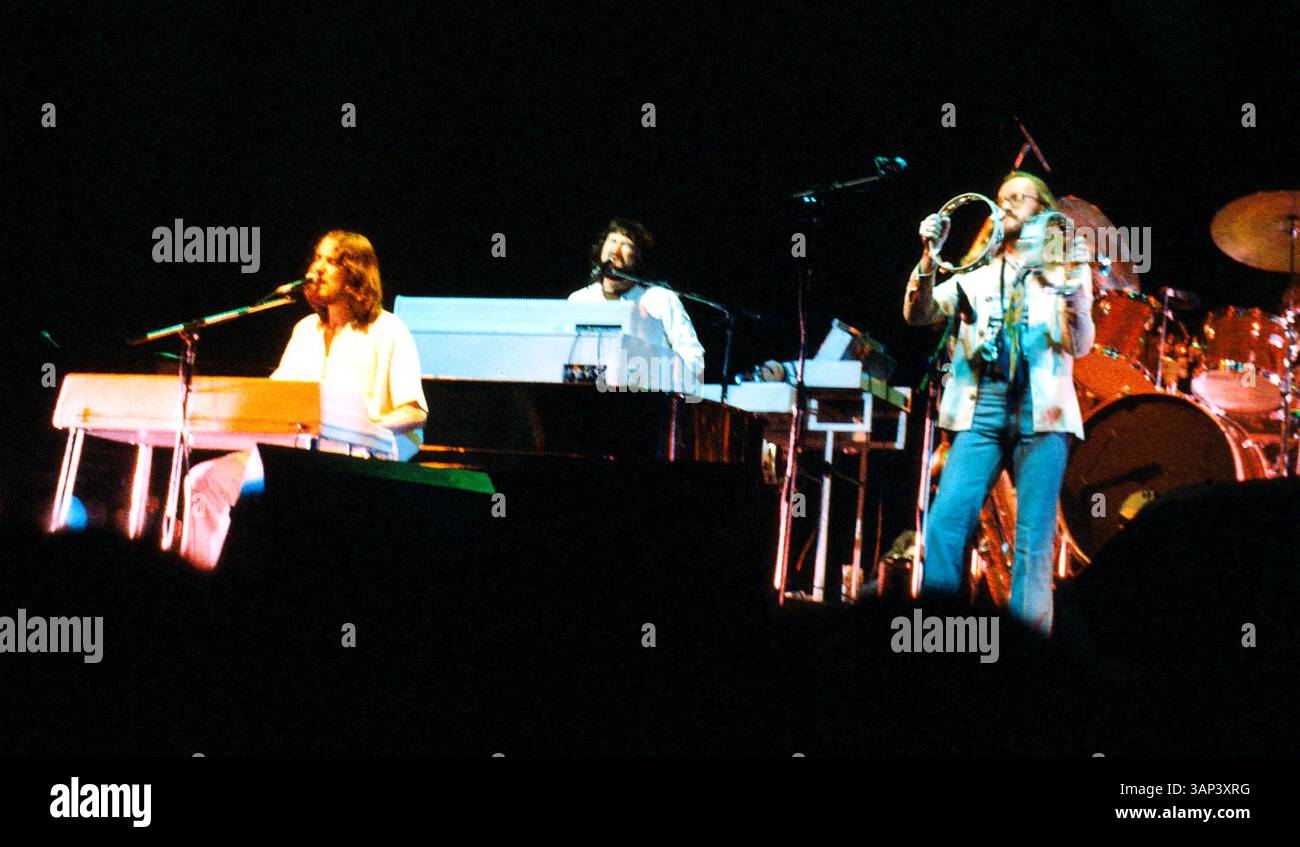 Januar 2011 - G5357A . SUPERTRAMP ROGER HODGSON RICHARD DAVIES. GARRY MERRIN. 1976(Bild: © Globe Photos/ZUMAPRESS.com) Stockfoto