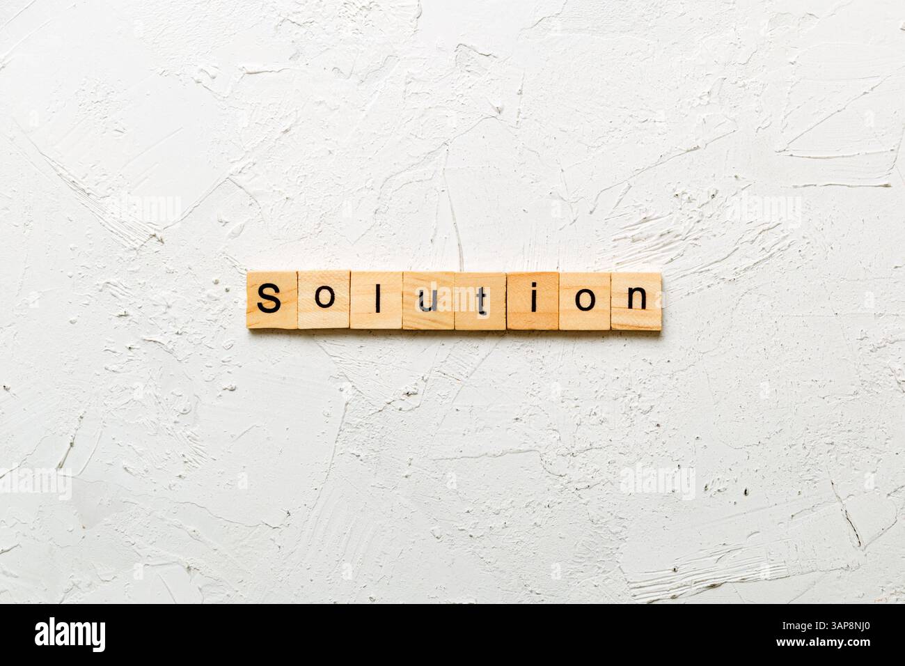 Lösung Wort auf Holz Baustein geschrieben. Lösung text auf Tisch, Konzept. Stockfoto