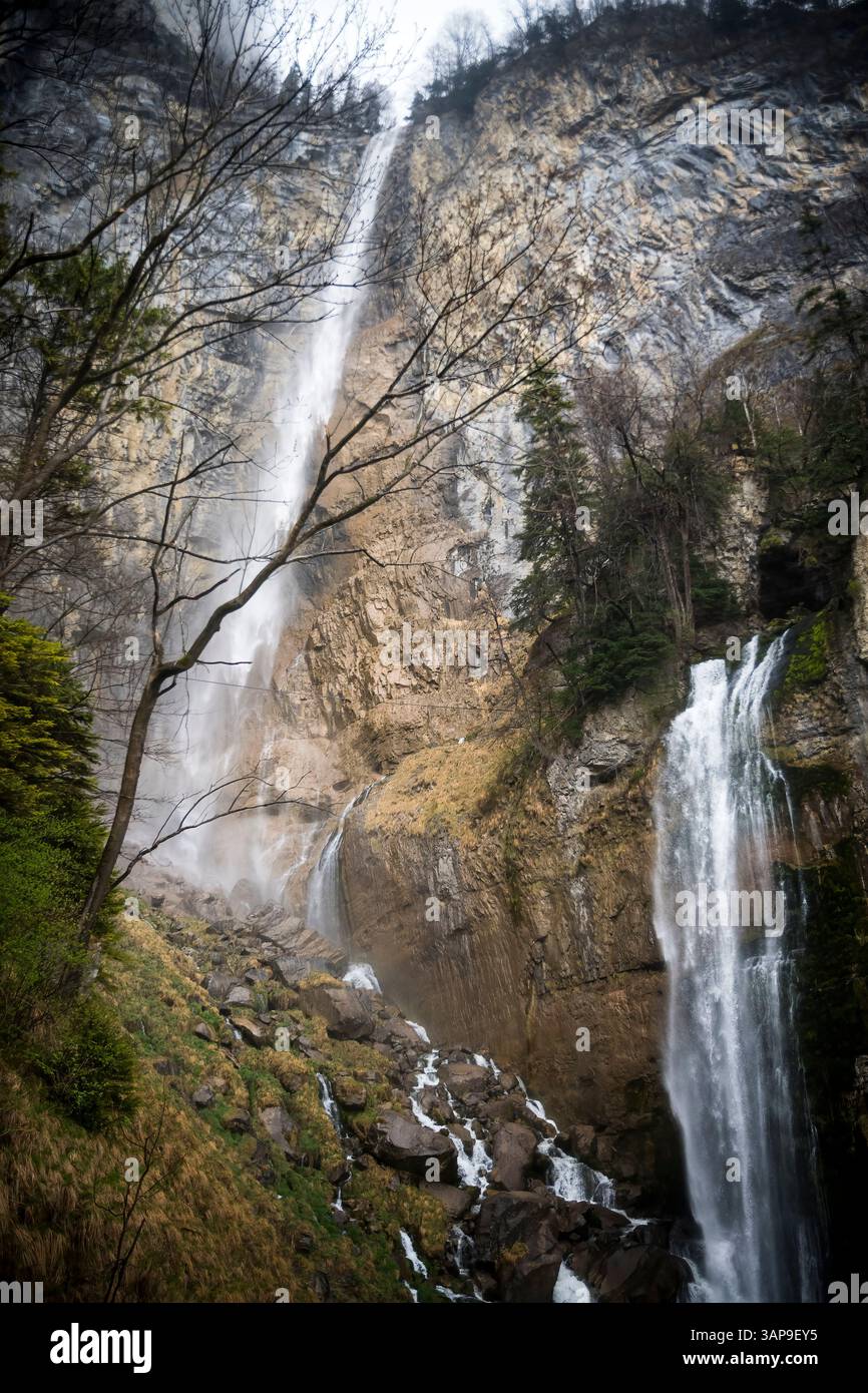 Seerenbachfälle am Walensee in der Schweiz Stockfoto