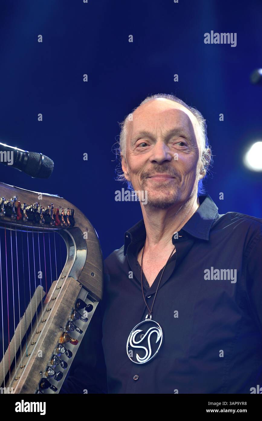 Alan Stivell im Konzert anlässlich des maritimen Festivals in Brest am 16. Juli 2024, 8. Ausgabe der „Fêtes Maritimes de Brest“ Stockfoto