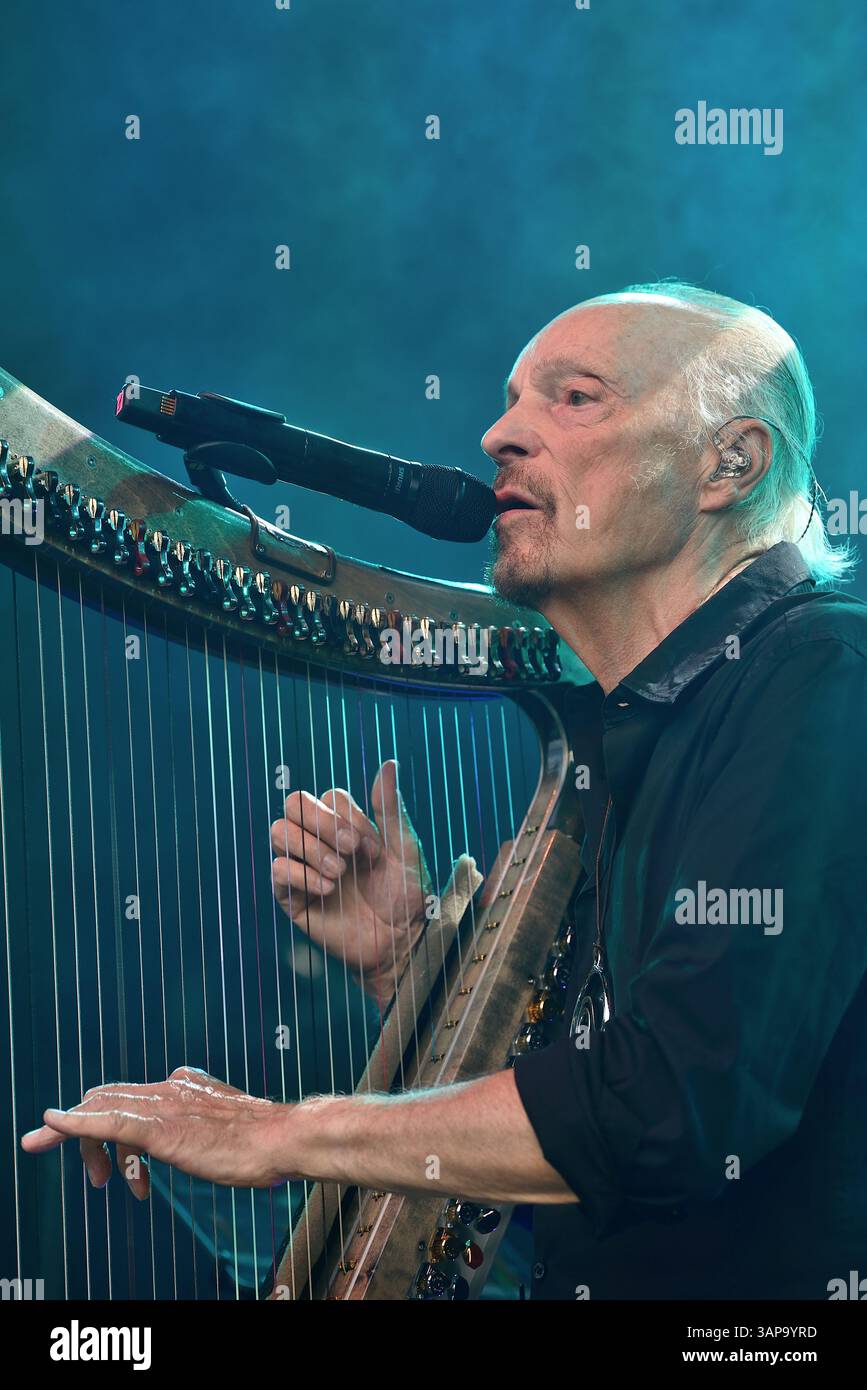 Alan Stivell im Konzert anlässlich des maritimen Festivals in Brest am 16. Juli 2024, 8. Ausgabe der „Fêtes Maritimes de Brest“ Stockfoto