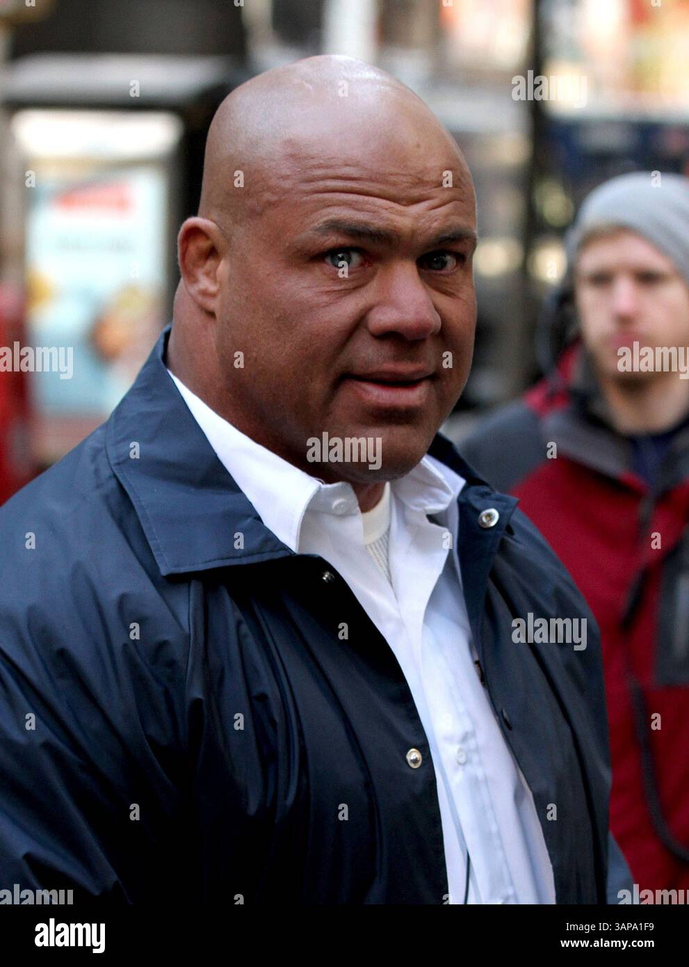 WWE-Wrestler Kurt Angle am Midtown-Set des Films „Sharknado 2“ in New York City - 24. Februar 2014 Stockfoto
