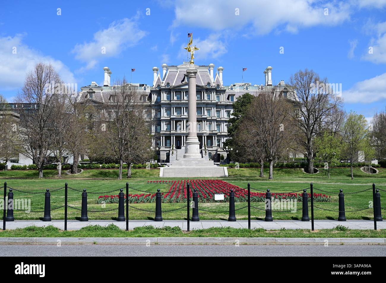 Das First Division Monument befindet sich im President's Park südlich von State Place Northwest, zwischen 17th Street Northwest und West Executive Avenue. Stockfoto