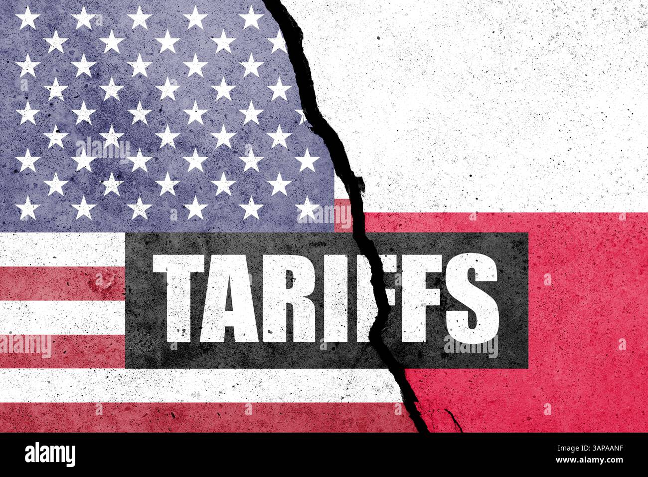 USA und Polen Flaggen auf die Betonwand gemalt mit WORTTARIFEN. Zoll, Handel, Zoll und Zölle Krieg Stockfoto