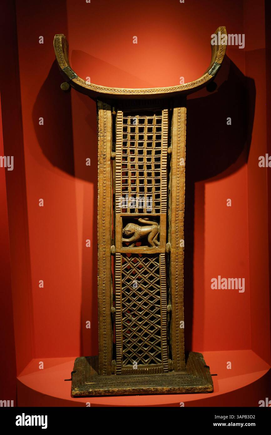 DAKAR DJIBOUTI GEGENUNTERSUCHUNG AUSSTELLUNG IM QUAI BRANLY MUSEUM PARIS Stockfoto