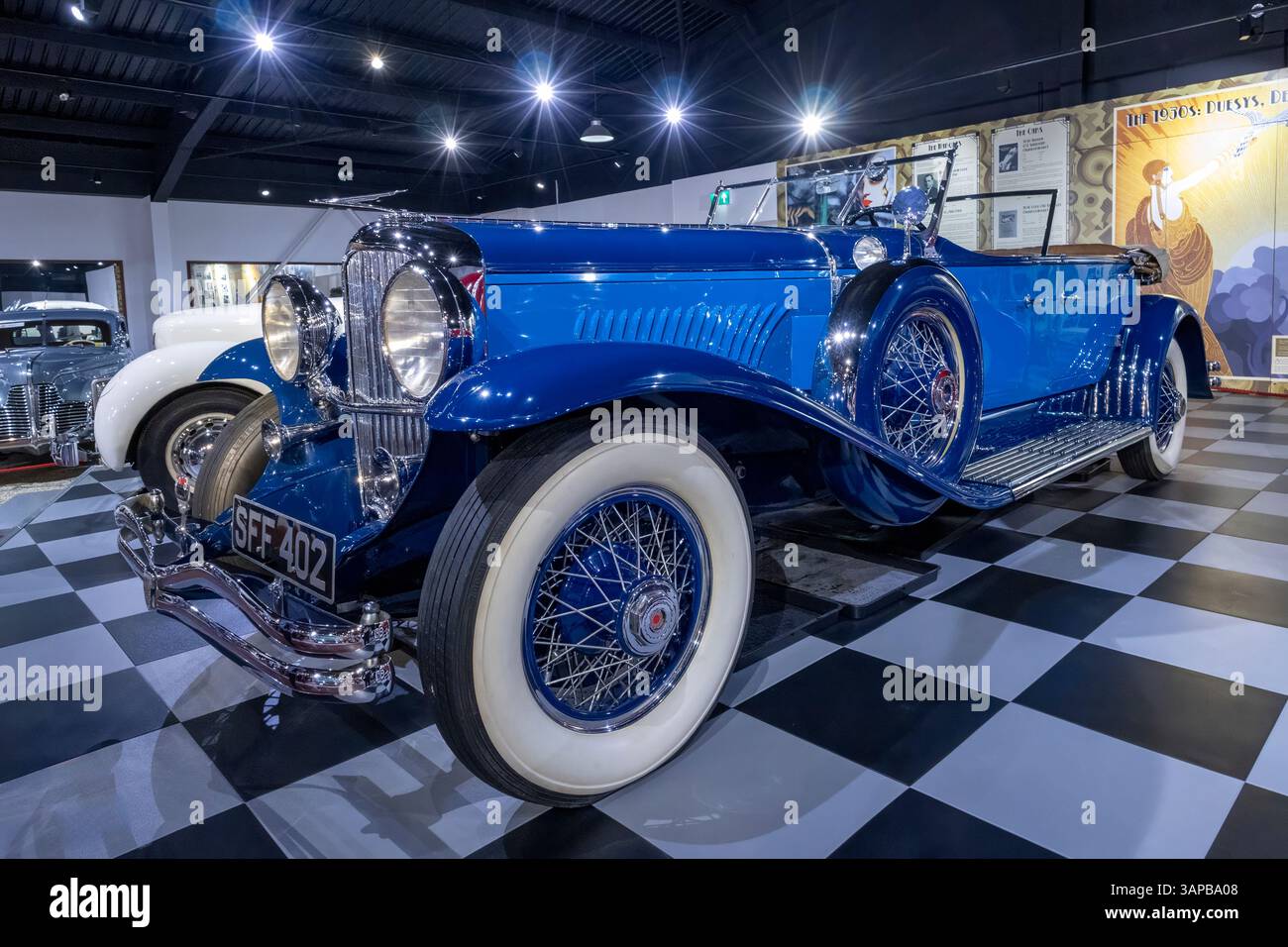 1931 Duesenberg Model J, 6,9 Liter, gerade 8, Luxus-Tourer, ausgestellt im Haynes Motor Museum, Yeovil, Somerset, Großbritannien Stockfoto