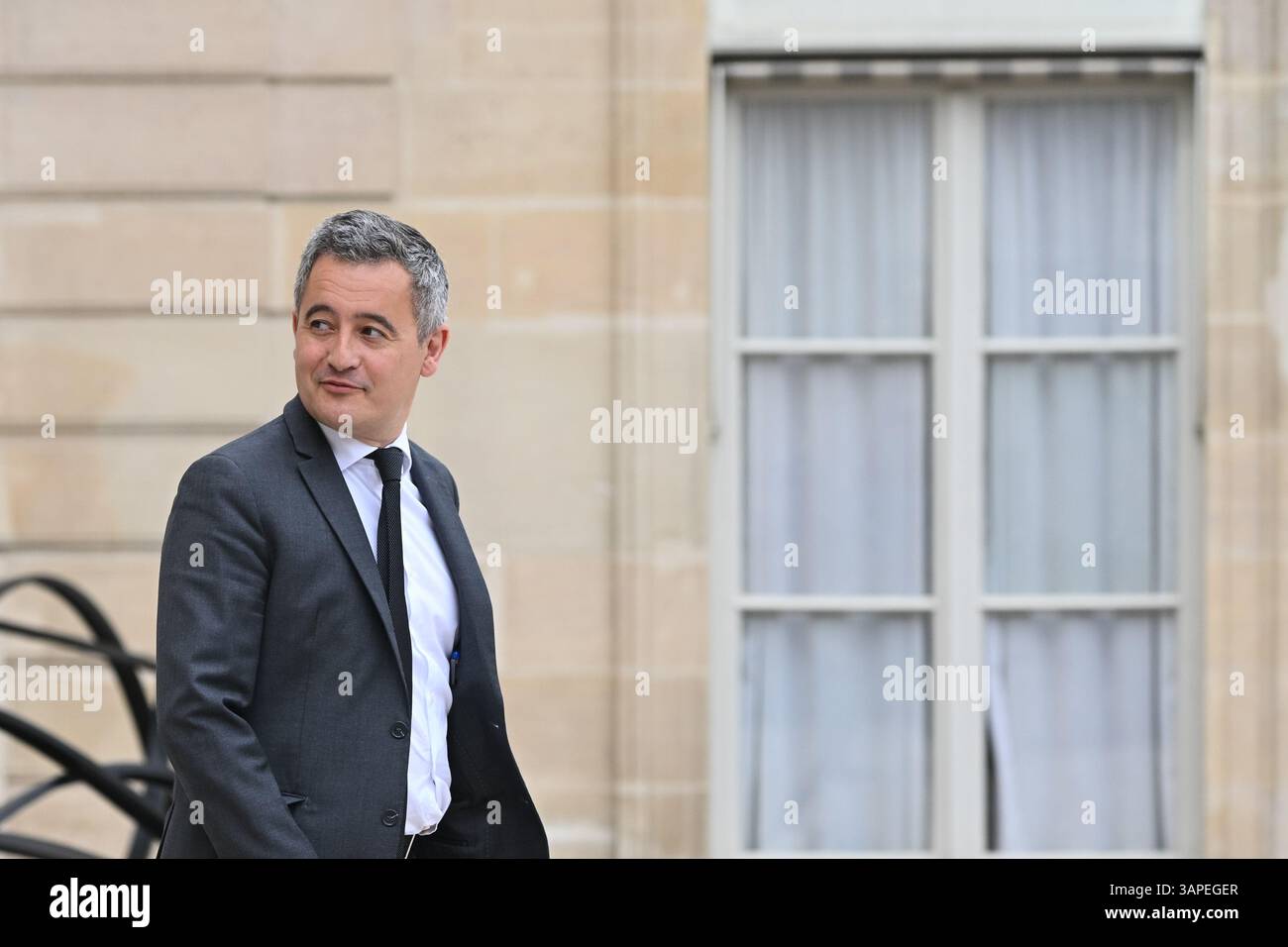 Paris, Frankreich. April 2025. Le Ministre de la Justice et Garde des Sceaux, Gerald Darmanin en sortie du Conseil des Ministre du 16 Avril 2025 - 16/04/2025 - France/Ile-de-France/Paris - Julien Mattia/Le Pictorium/Justizminister und Siegelbewahrer Gerald Darmanin, verlassen den Ministerrat am 16. April 2025 - 16/04/2025 - France/Ile-de-France (Region)/Paris - Julien Mattia/Le PORUM/Le Ile-Live News Stockfoto