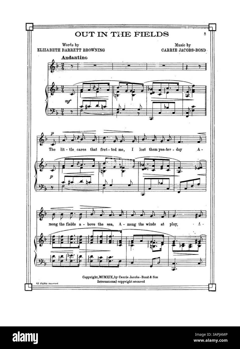 Die University of Oregon Libraries hält „Out in the Fields“ mit musikalischen Ausschnitten aus „I Love You Truly“ und „Through the Years“ Inside bereit. Auf der Rückseite befindet sich ein Auszug aus „A Little Bit O'Honey“. Das Werk ist mit einer dekorativen, doppellinigen Borte mit Quadraten in jeder Ecke eingerahmt, die mehrere populäre Lieder aus dem frühen 20. Jahrhundert hervorheben. Stockfoto