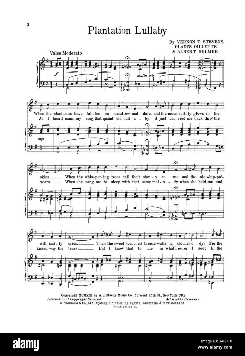 Auf der Rückseite des Covers von „Plantation Lullaby“ aus den Bibliotheken der University of Oregon ist ein musikalischer Auszug aus „Dance of the Butterflies“ von A.J. Stasny zu sehen, ein Stück aus „A Southern Ballad“. Stockfoto