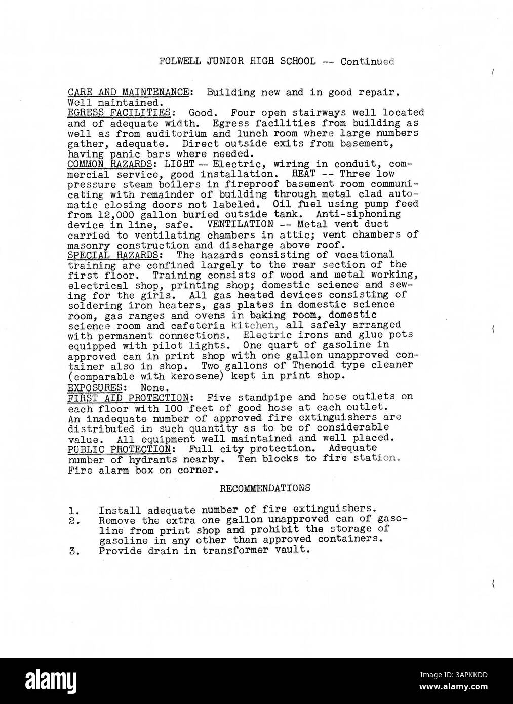 Dieser 1933 vorliegende Fire Protection Engineering Report über die öffentlichen Schulen in Minneapolis enthält eine detaillierte Inspektion durch das General Inspection Bureau. Sie enthält Berichte über die Feuerversicherung, Baupläne und Fotos. Updates werden für vier neue Schulen bereitgestellt, darunter Folwell, Ramsey, Sheridan und Miller Vocational, mit einigen Innenaufnahmen im Anhang. Stockfoto